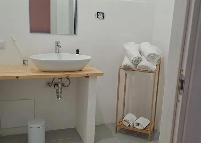 Casa Malu' בית הארחה אולביה